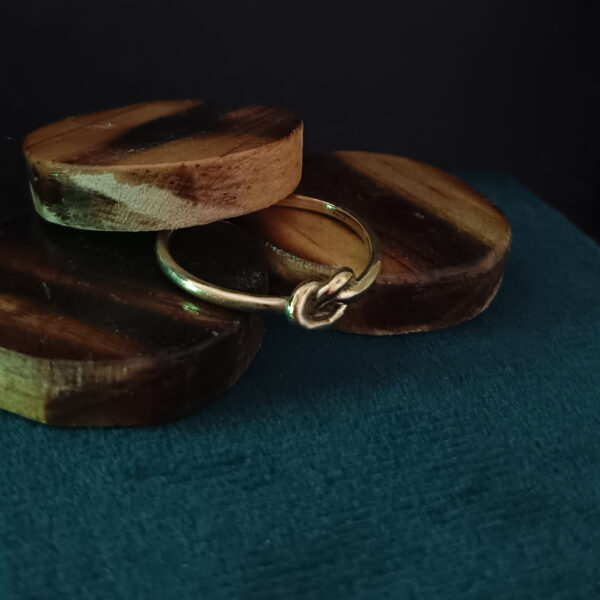 Custom silver rings in Jaipur